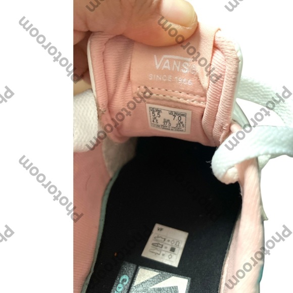 Vans Women's White and Pink Sneakers - Picture 6 of 10